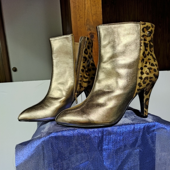 Bellini Gold/Animal Print Booties - Picture 1 of 3